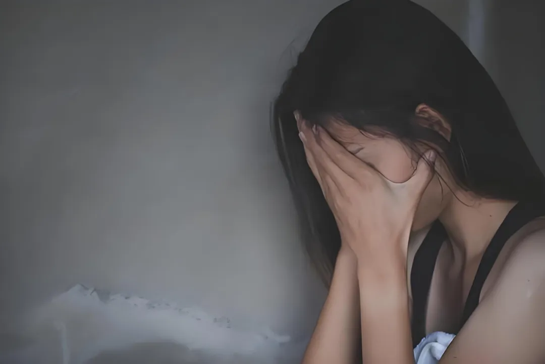 从文员到外贸女王，自学跨境电商独立站卖出自由人生